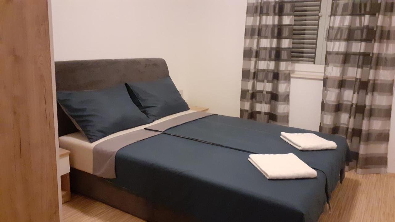Apartman Nina Vodice Exterior foto
